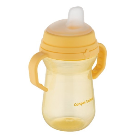 Чаша със силиконов накрайник 250 мл yellow