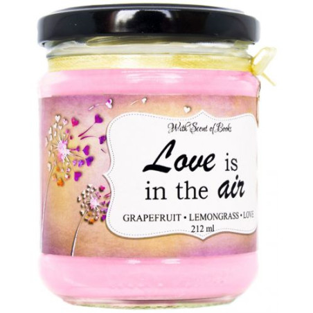 Ароматна свещ - Love is in the air, 212 ml