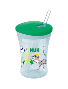 NUK Evolution Action cup Чаша със сламка за момче 12+ месеца зелен цвят х230 мл