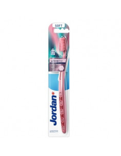 Jordan Ultralite Sensitive Soft Много лека четка за зъби